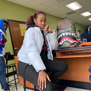 Meet your Posher, Nysha